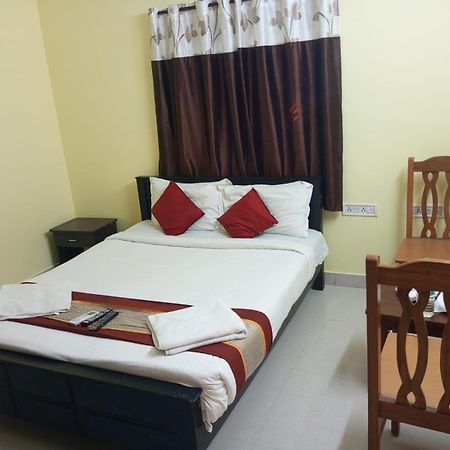 The Posh Residency, Ecr Bed and Breakfast Τσενάι Εξωτερικό φωτογραφία