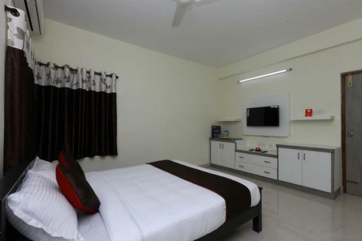 The Posh Residency, Ecr Bed and Breakfast Τσενάι Εξωτερικό φωτογραφία